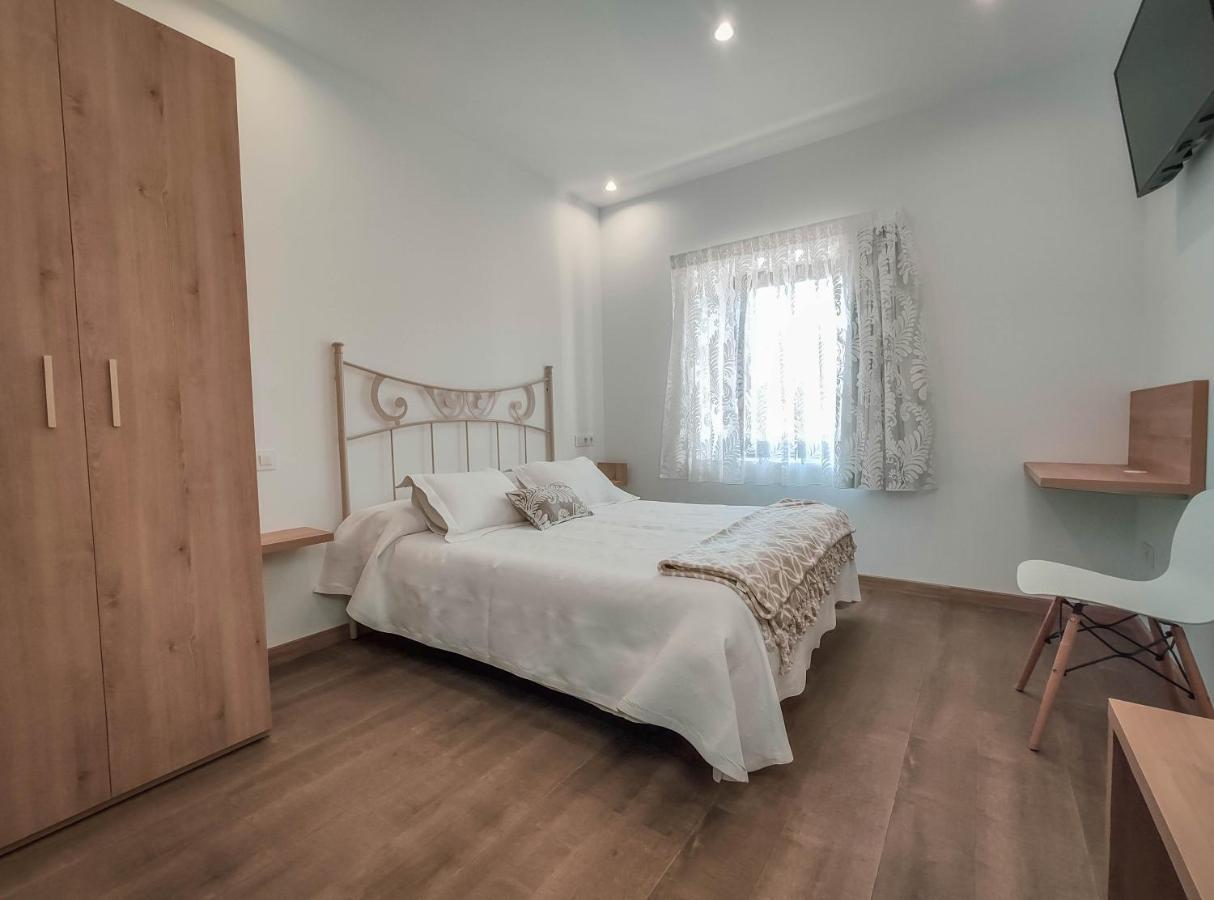 Hostal Oleo Auto Check-In سانتاندر المظهر الخارجي الصورة
