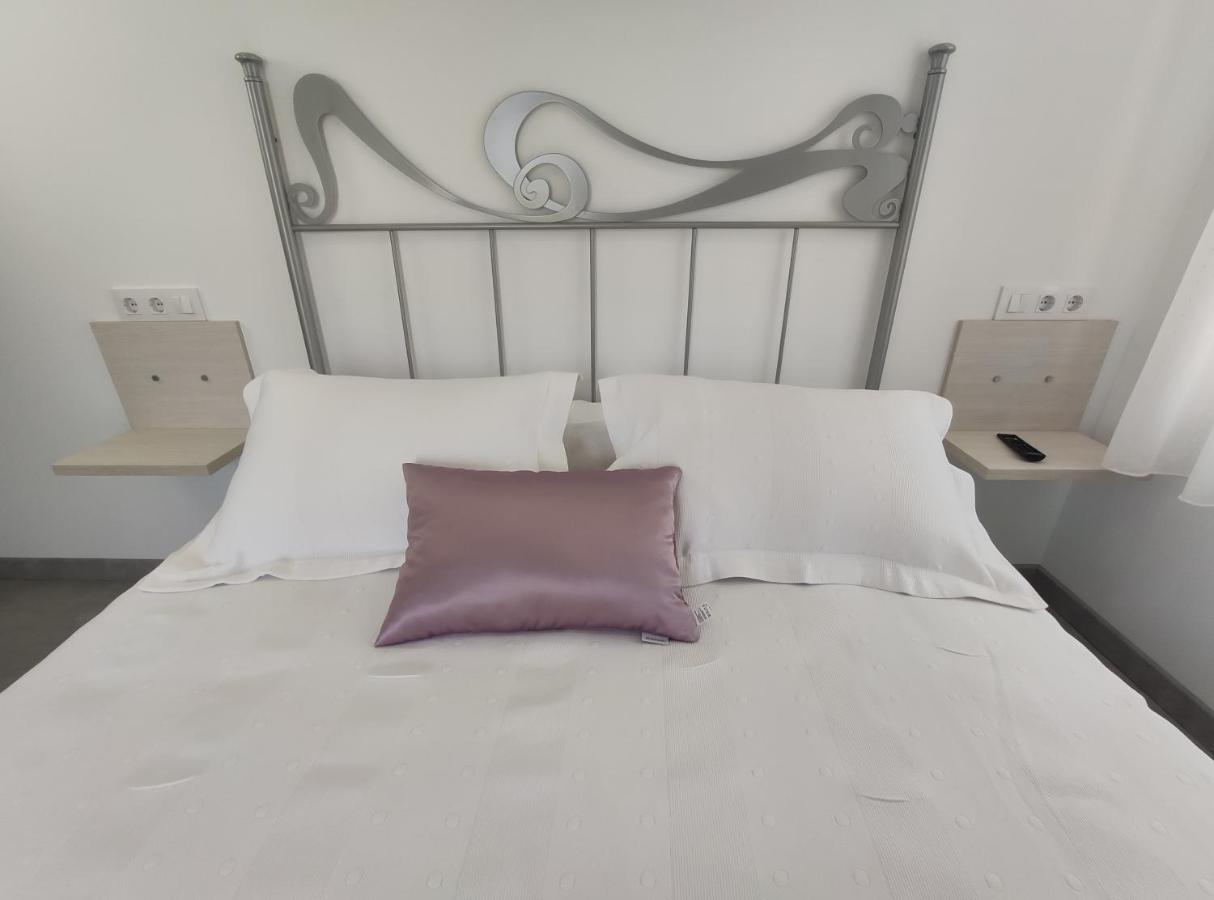 Hostal Oleo Auto Check-In سانتاندر المظهر الخارجي الصورة