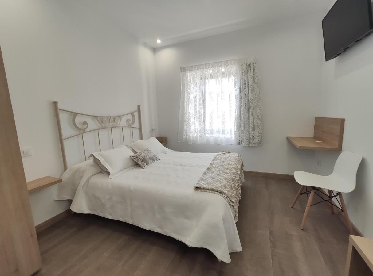 Hostal Oleo Auto Check-In سانتاندر المظهر الخارجي الصورة