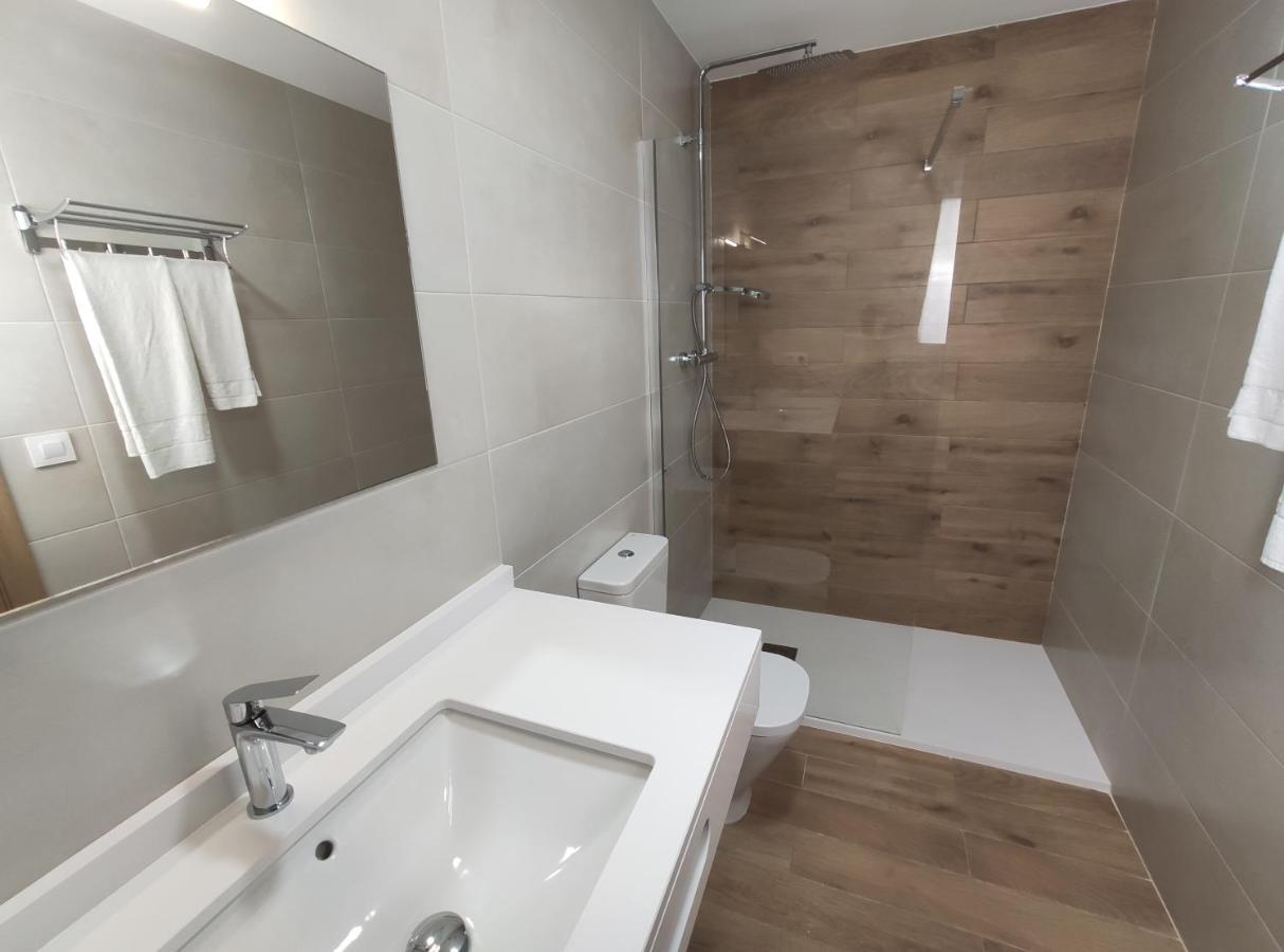 Hostal Oleo Auto Check-In سانتاندر المظهر الخارجي الصورة
