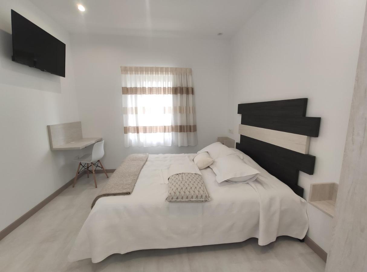 Hostal Oleo Auto Check-In سانتاندر المظهر الخارجي الصورة