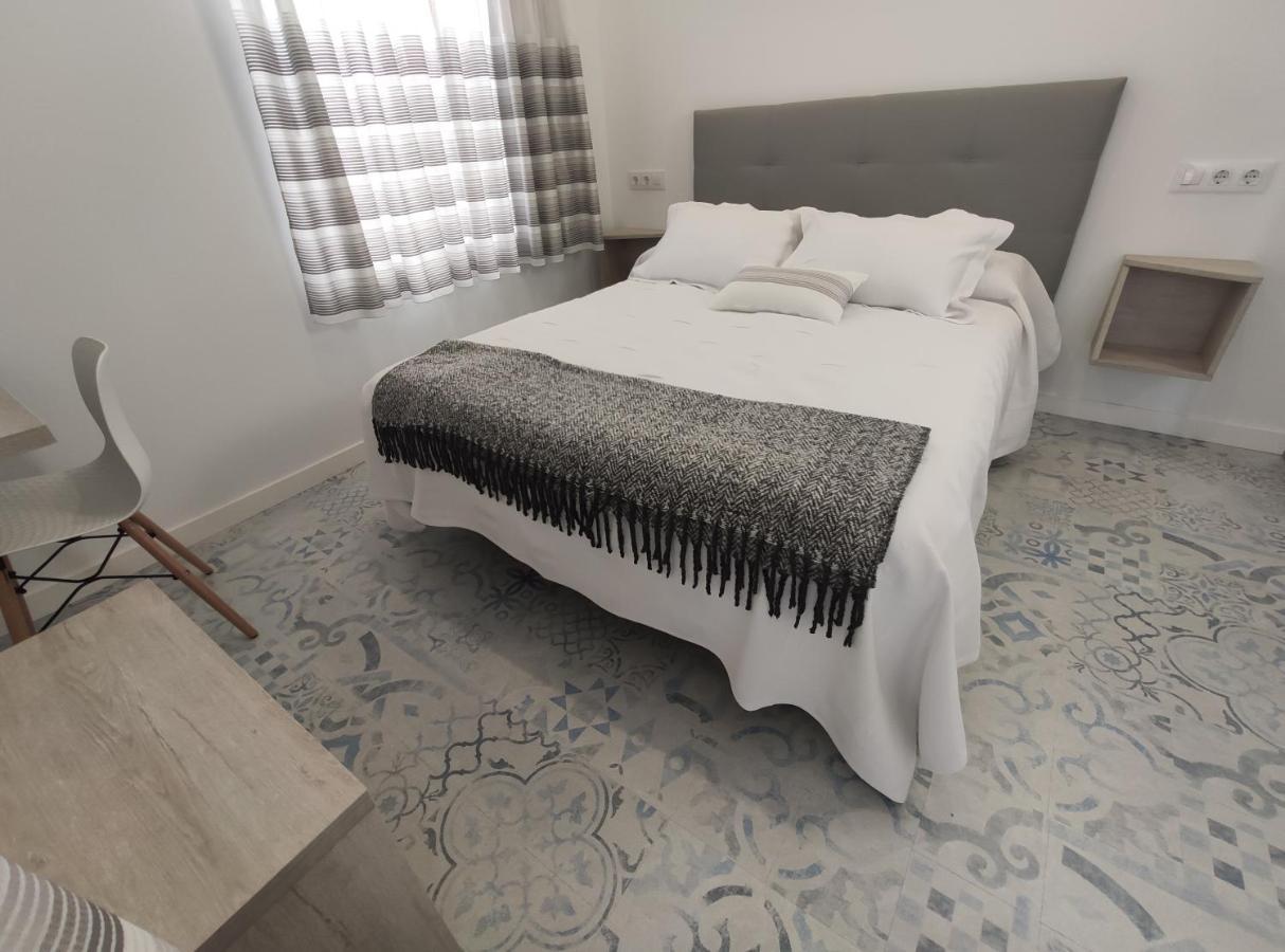 Hostal Oleo Auto Check-In سانتاندر المظهر الخارجي الصورة