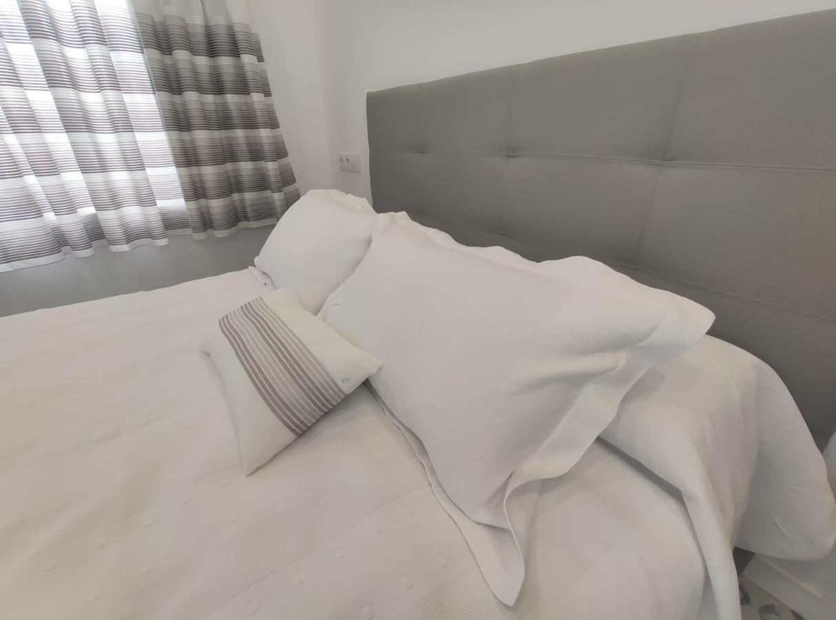 Hostal Oleo Auto Check-In سانتاندر المظهر الخارجي الصورة