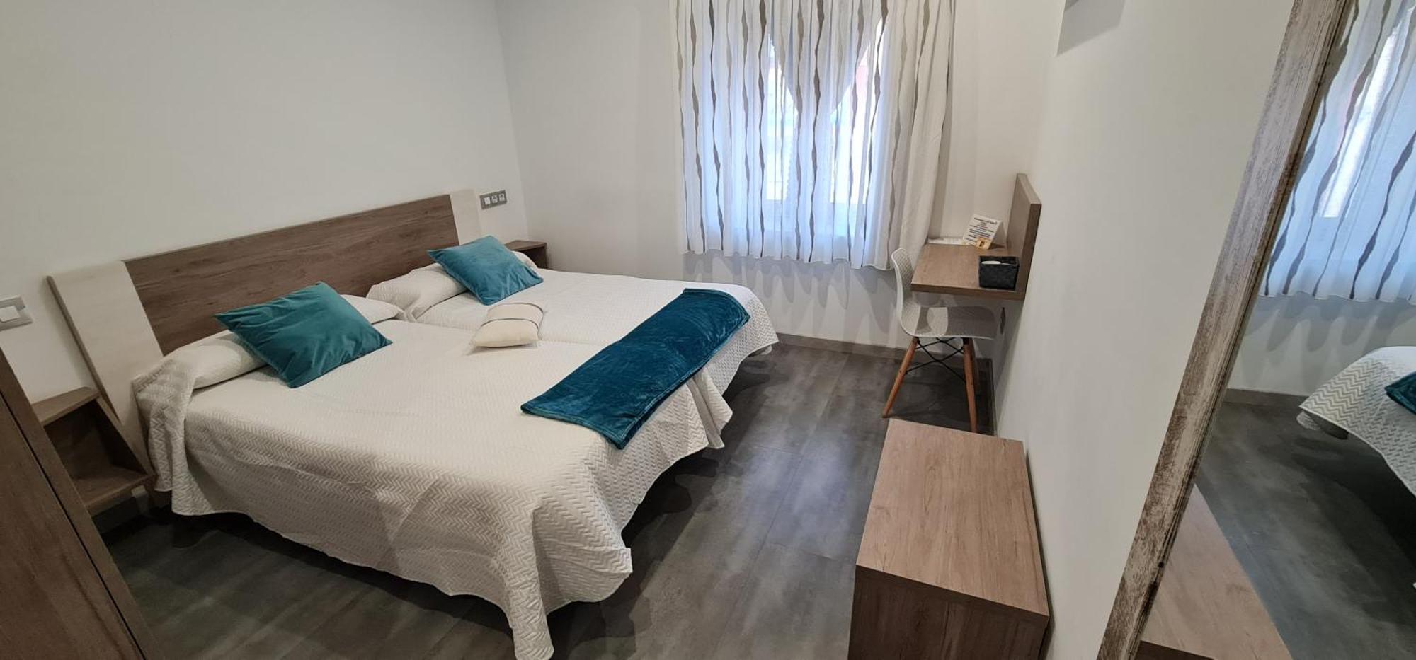 Hostal Oleo Auto Check-In سانتاندر المظهر الخارجي الصورة